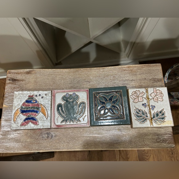Other - << decorative tiles >>. Set of four 4 Portugal fish, frog 4x4